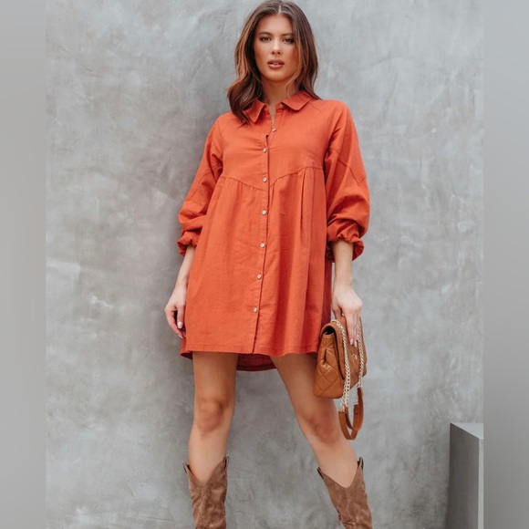 VICI Dress - Picture 5 of 8